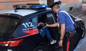 Monopoli. Tentata estorsione e lesioni personali pluriaggravate. Un arrestato.