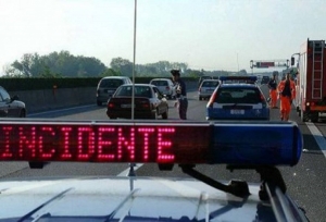 Lauria, scontro tra un furgone e un’autovettura sulla Valle del Sinni. Nell’incidente muoiono due persone