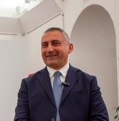 Montalbano Jonico, i complimenti del sindaco Piero Marrese al concittadino Francesco Cerulli, blogger e tiktoker di grande fama.