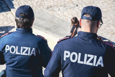 Matera: rissa sedata dalla Polizia di Stato. Denunciati tre uomini e tre donne.