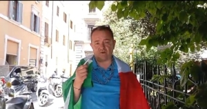 Emergenza carceri: Protesta Di Giacomo (S.PP.) incatenato davanti Ministero Giustizia